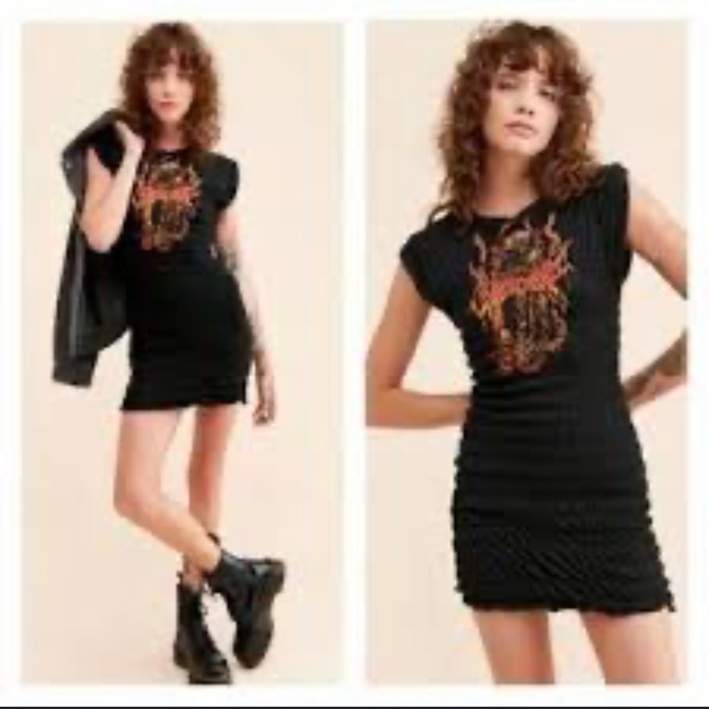 Urban outfitters Tatum smocked mini dress NWT grunge goth size M - Picture 2 of 14
